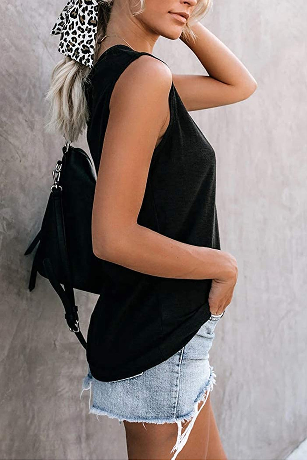 Bingerlily Women's Black Sleeveless Flowy Tank Top