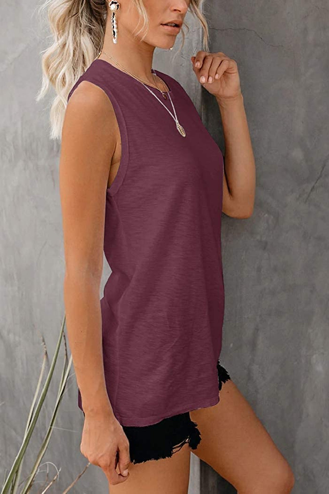 Bingerlily Women's Wine Red Sleeveless Flowy Tank Top