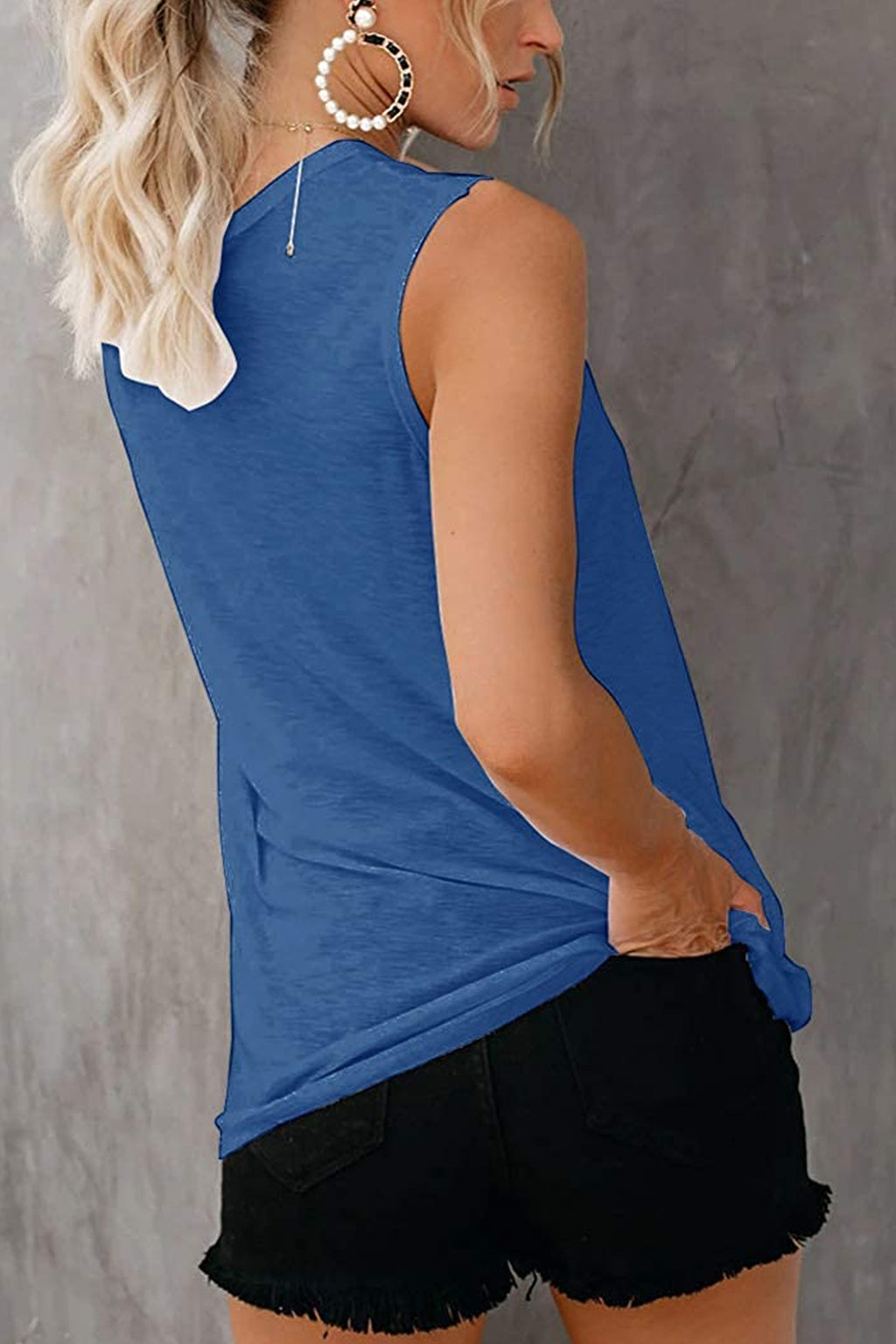 Bingerlily Women's Blue Sleeveless Flowy Tank Top